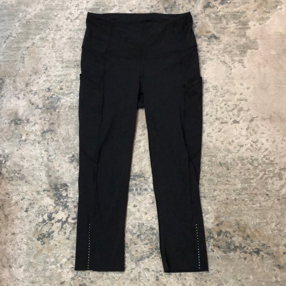 Lululemon Women’s Leggings -Black - Size 4